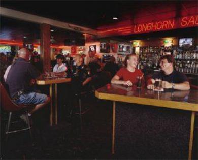 海伦娜豪生酒店 餐厅 照片